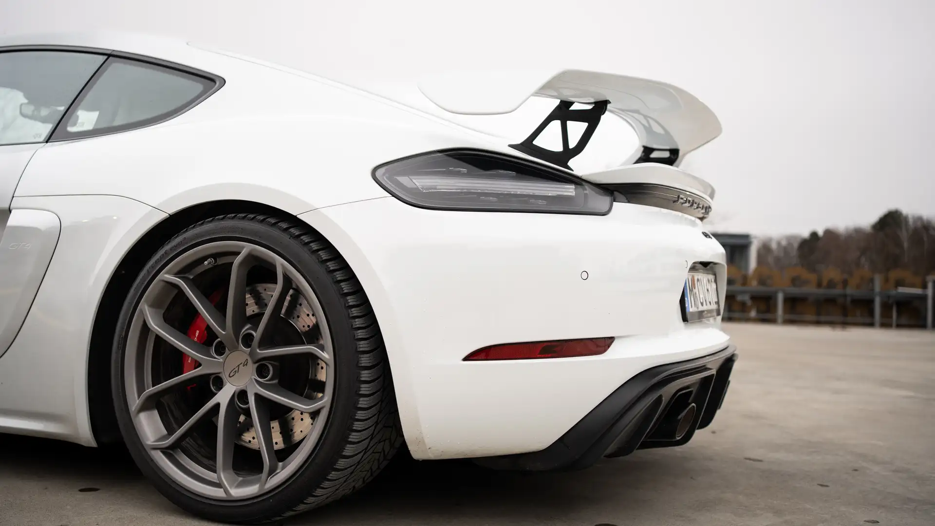 The rear of the Porsche 718 GT4 in detail.